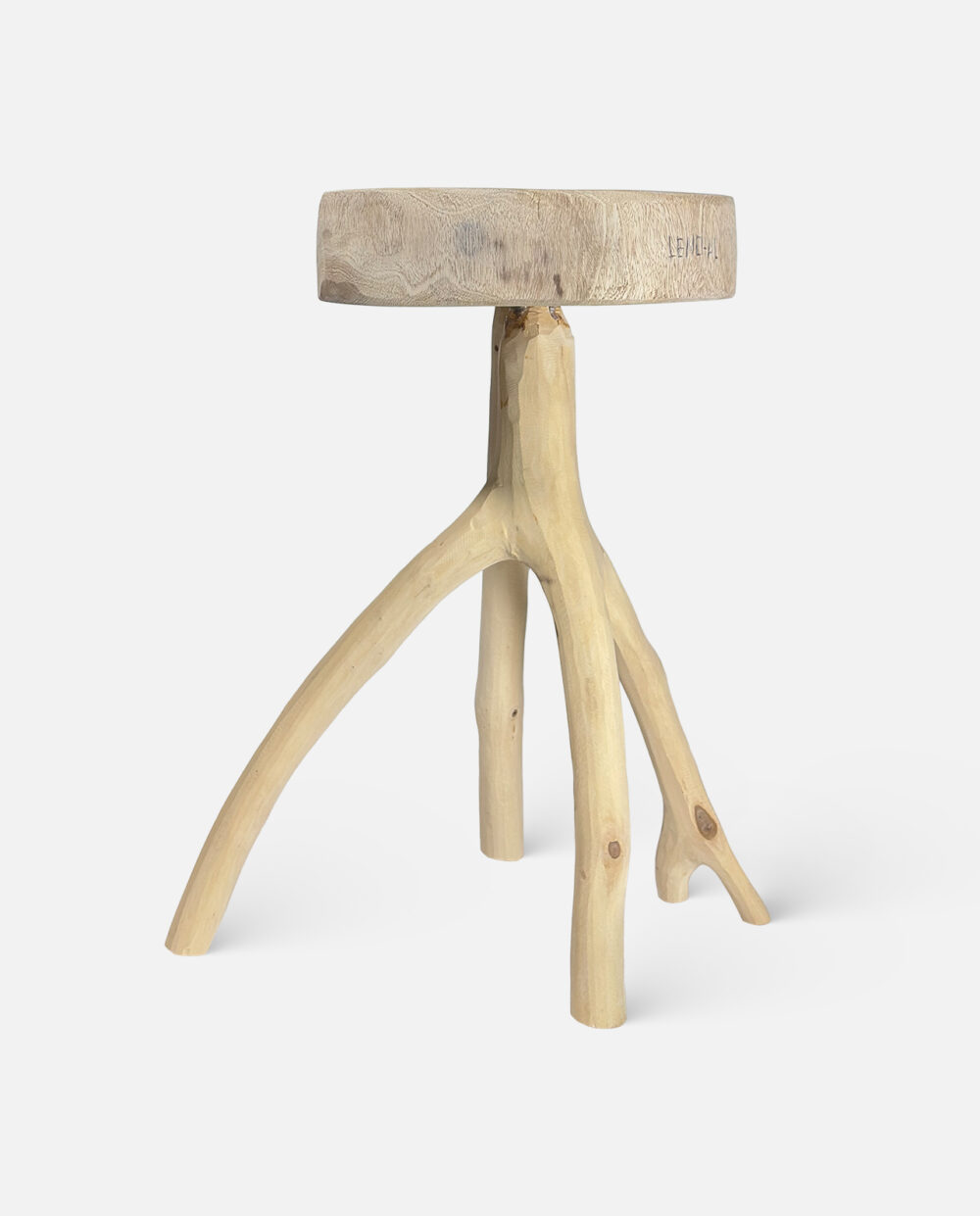 Banquinho Ilha do Ferro – Leno – Banco De Madeira Assinado